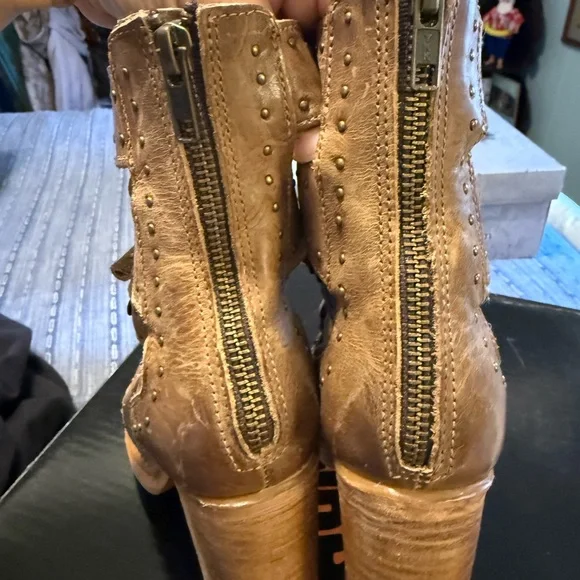 Freebird Brandy tan - Picture 3 of 6